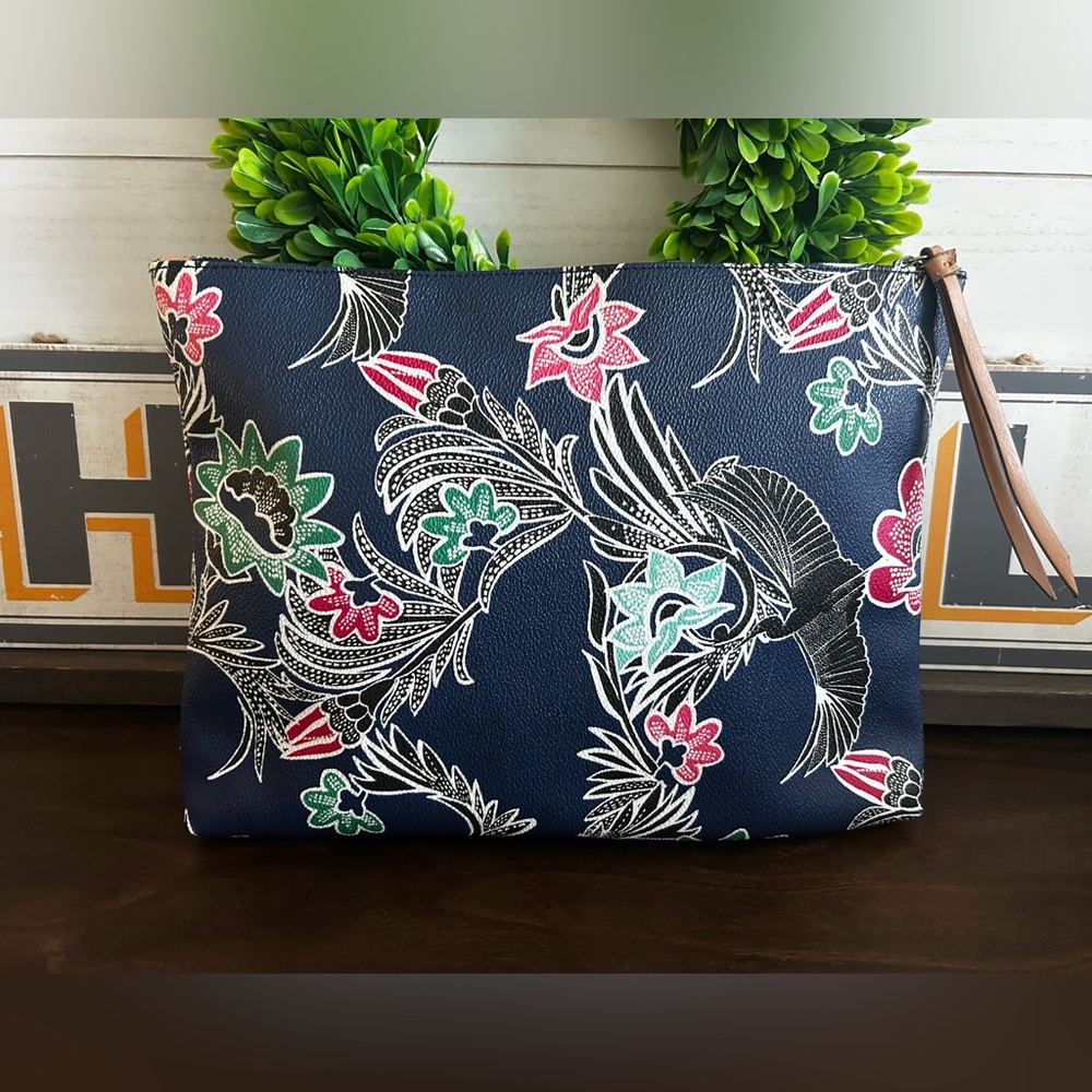Banana Republic Navy blue clutch